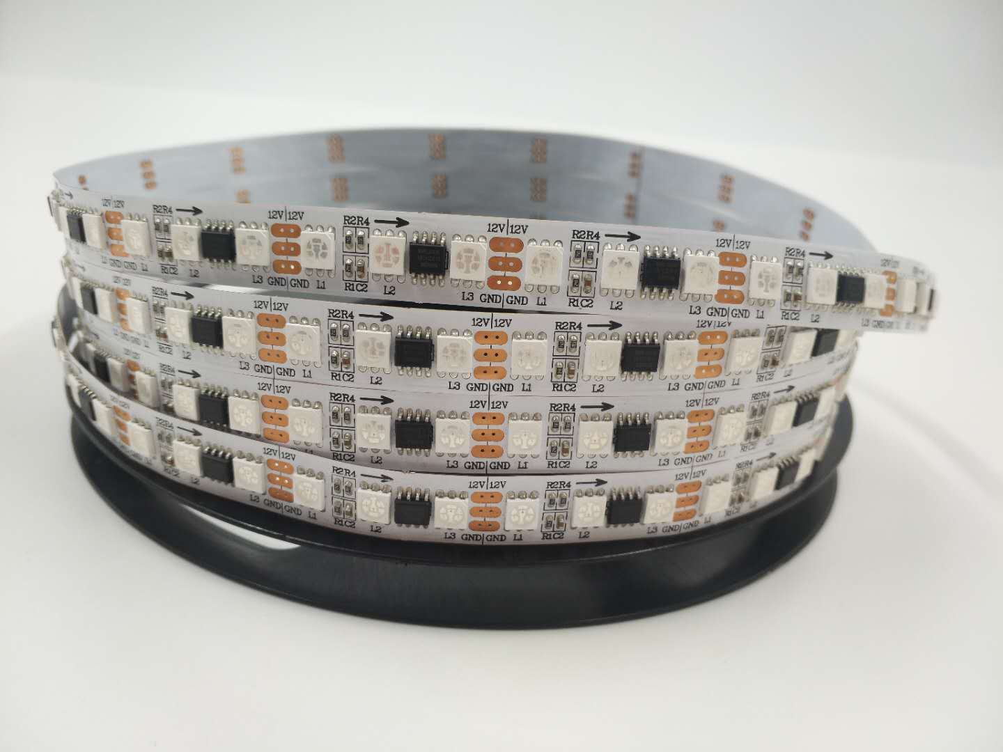 宇億鑫照明LED產(chǎn)品，具有節(jié)能環(huán)保